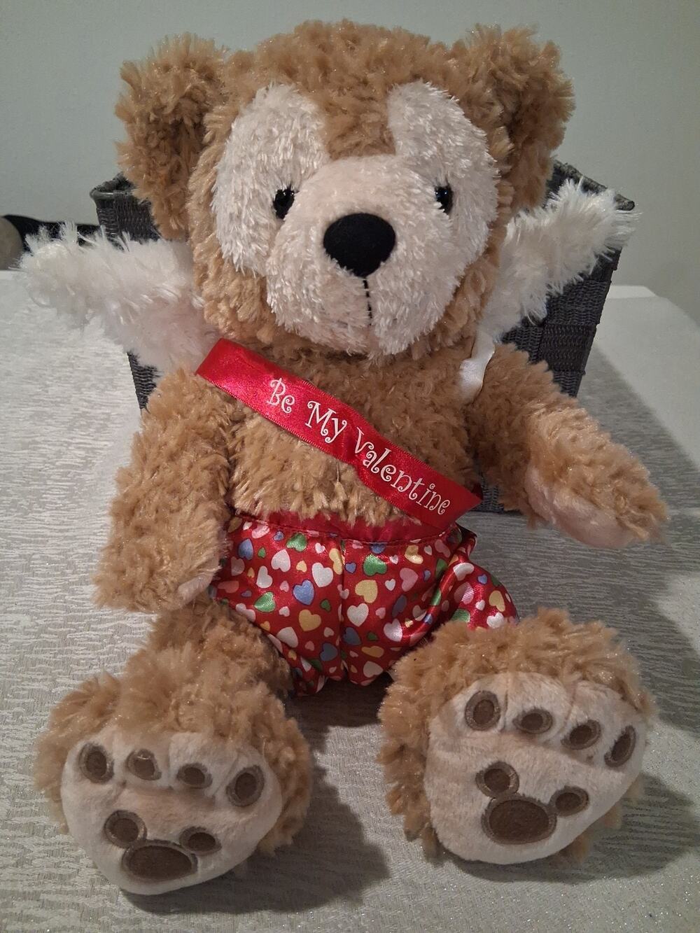 Disney Duffy bear be my valentine retired style 13”